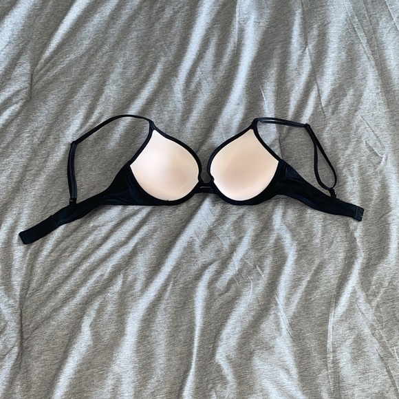 Victoria's Secret Very Sexy Push Up Bra - Picture 5 of 11